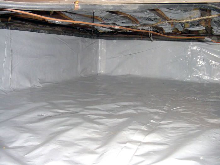 We Clean Crawl Es In Illinois And Iowa E Cleanup A Crawl E Vapor Barrier Has Been Installed On The Walls And Floors Of This