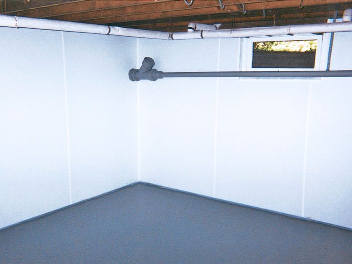 Davenport Il And Ia Wet Basement Wall Covering That Tucks Into A Perimeter Drainage System Davenport Il And Ia Wet Basement Wall Covering That Tucks Into A Perimeter Drainage System